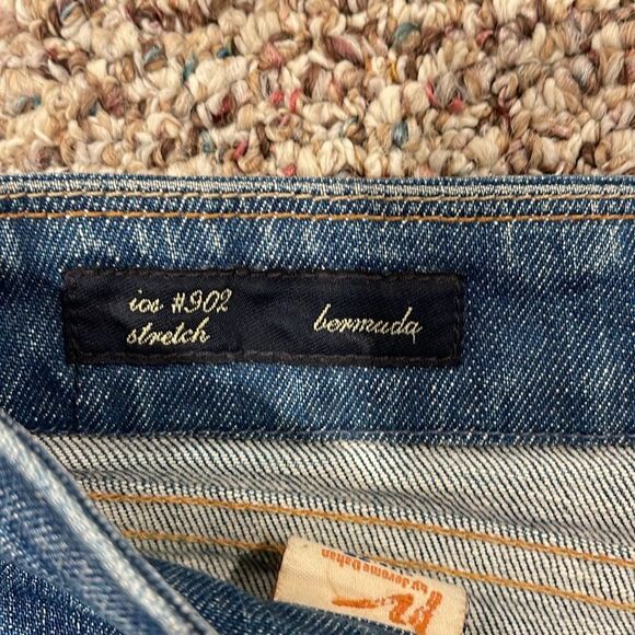 Size 26 Luxury Brand Shorts - Picture 5 of 8